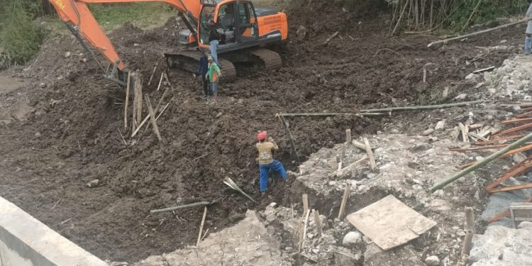 Jembatan di Nganjuk Rp 9,2 Miliar Rusak Parah, Ancaman bagi Pengendara
