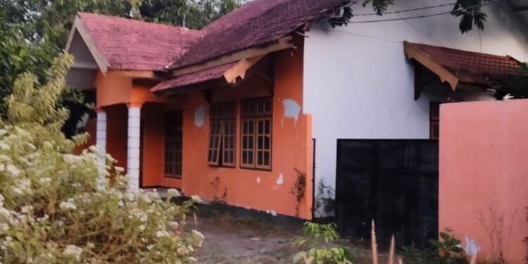 Bekas Rumah Dinas Pimpinan DPRD Nganjuk Terbengkalai: Simbol Gagap Tata Kelola Aset Publik?