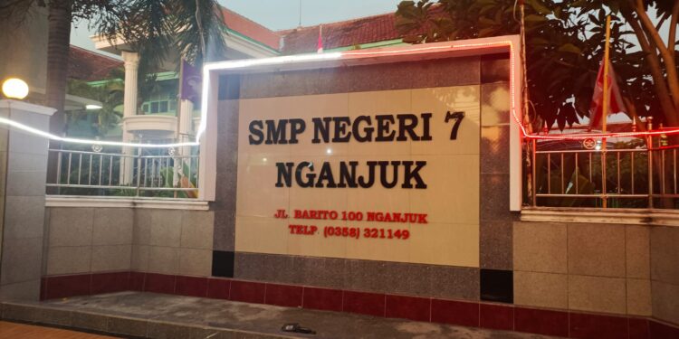 Ketua MKKS SMP Negeri Nganjuk, Ani Sutiani, Dorong Sekolah Negeri di Nganjuk Kembangkan Akademik dan Nonakademik Demi Pelayanan Siswa Terbaik