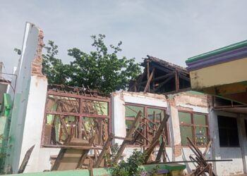 Atap Sekolah Ambruk, Proposal Perbaikan Amblas di Meja Dinas