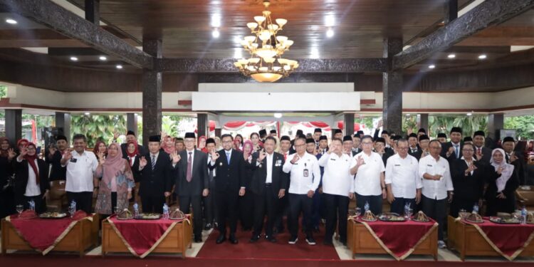 Mutasi Pejabat Pemkab Nganjuk Menyisakan Tanda Tanya