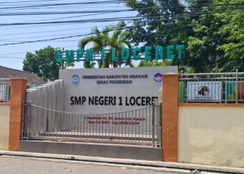 GELIAT PEMBANGUNAN DI SMPN 1 LOCERET